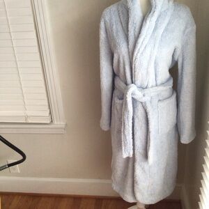 NWT Papinelle Robe